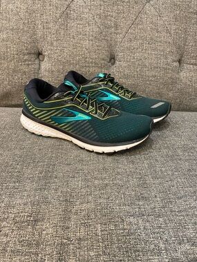 Brooks Ghost 12 Running Sneakers Women’s Size 8